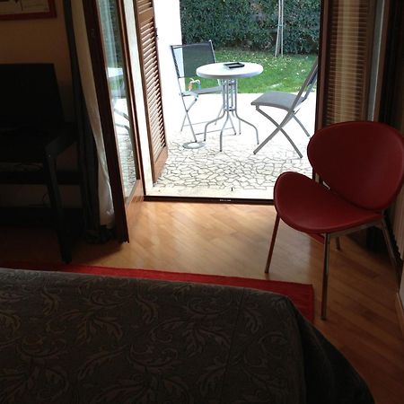 Villa Gioia Rooms Montegranaro Bagian luar foto