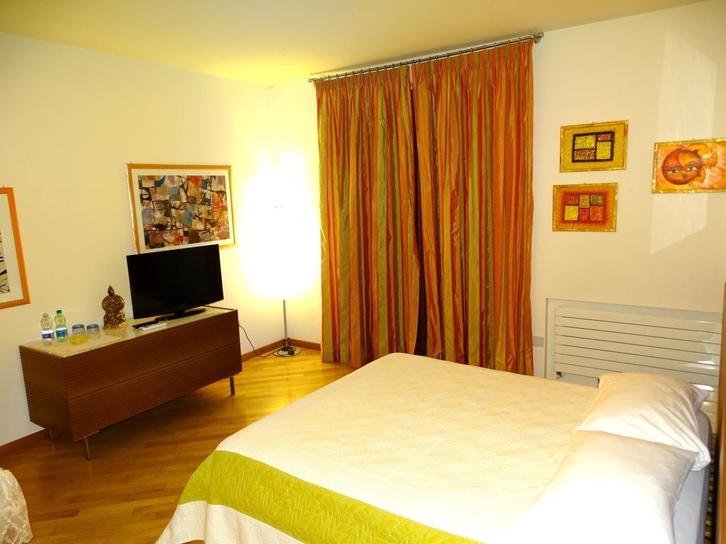 Villa Gioia Rooms Montegranaro Bagian luar foto