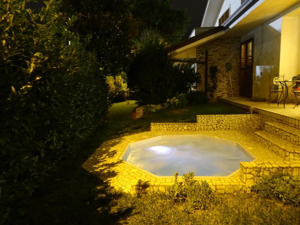 Villa Gioia Rooms Montegranaro Bagian luar foto